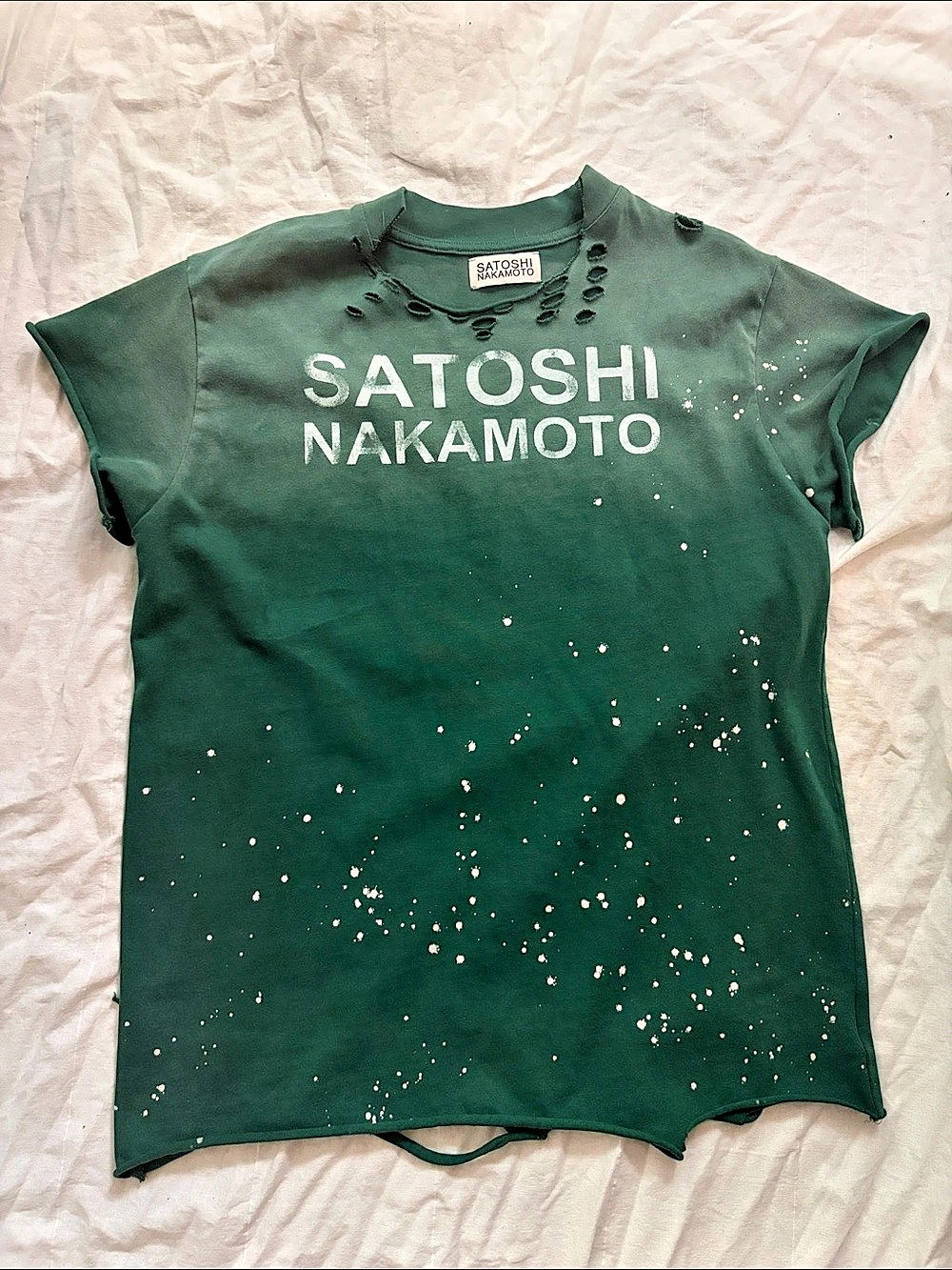 Satoshi Nakamoto graphic tee in Green